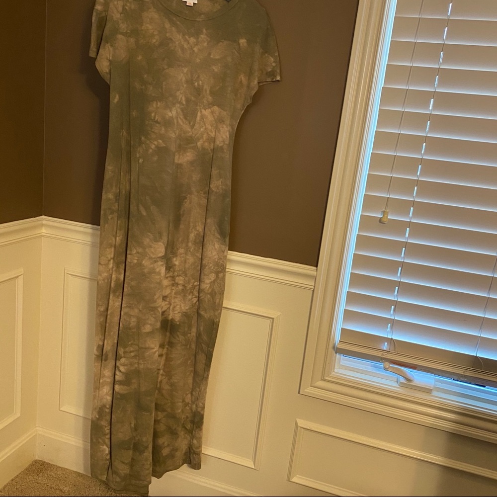 LuLaRoe Maria Dress size XS